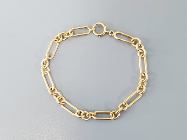 14k Yellow Gold Paperclip Link Bracelet by Previously Enjoyed (Estate Jewelry)